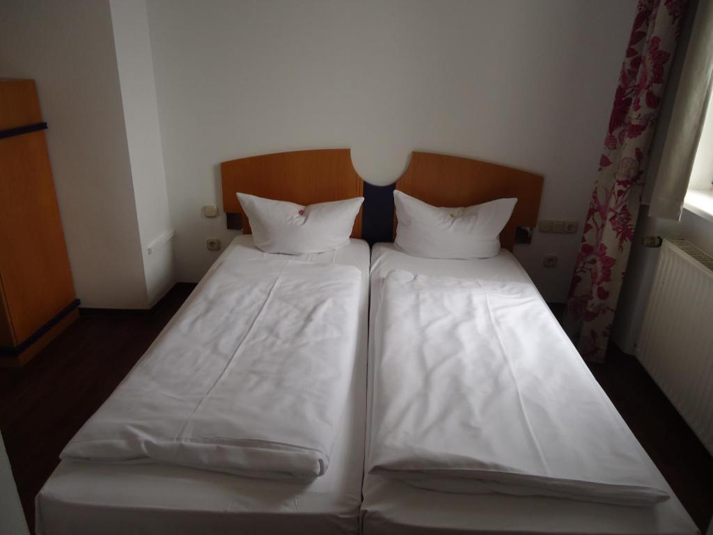Garni Hotel Kaiserdom 밤베르크 객실 사진